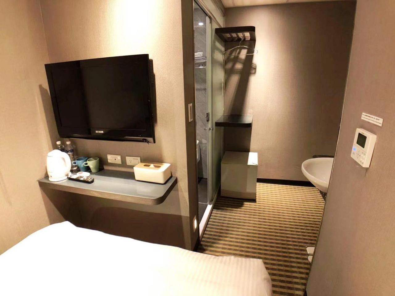 Red 13 Apartment تايبيه المظهر الخارجي الصورة