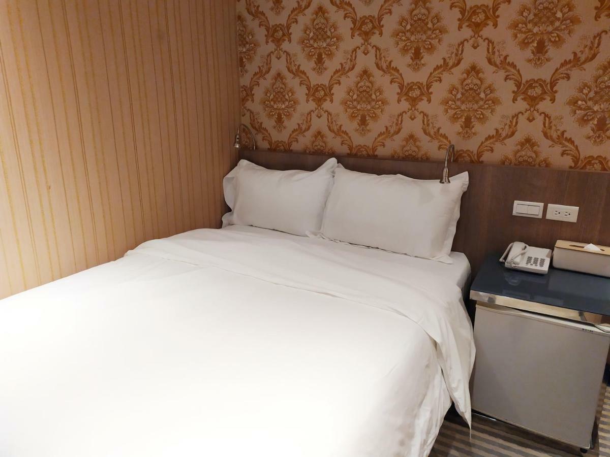 Red 13 Apartment تايبيه المظهر الخارجي الصورة
